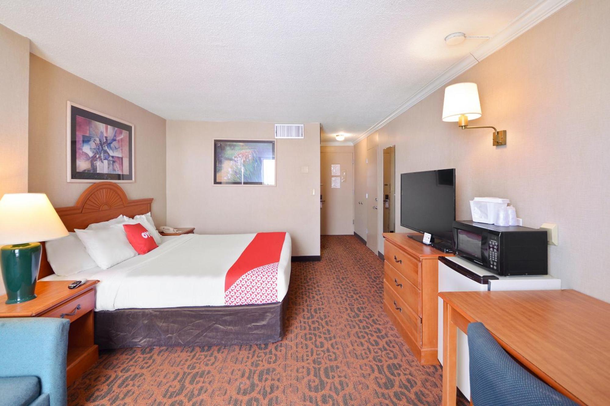 Oyo Hotel Goodland Ks Hwy 24 Dış mekan fotoğraf
