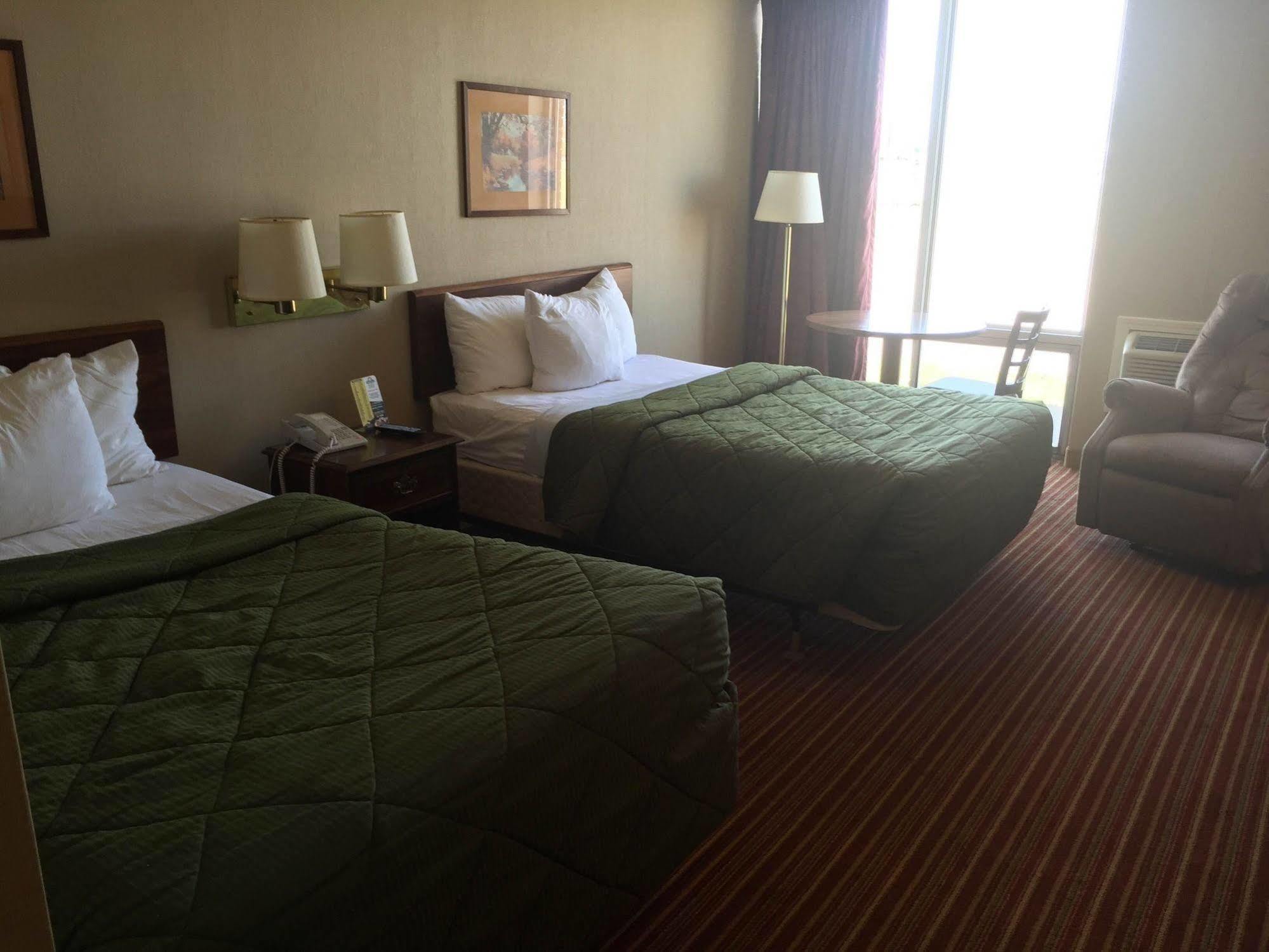 Oyo Hotel Goodland Ks Hwy 24 Dış mekan fotoğraf