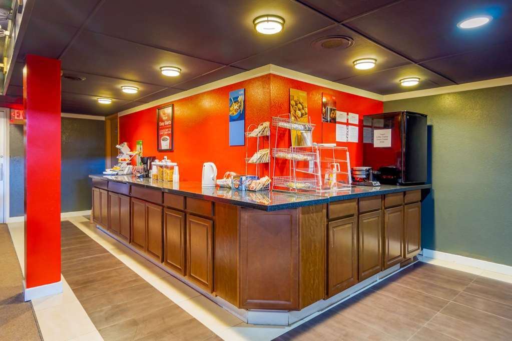 Oyo Hotel Goodland Ks Hwy 24 Restoran fotoğraf